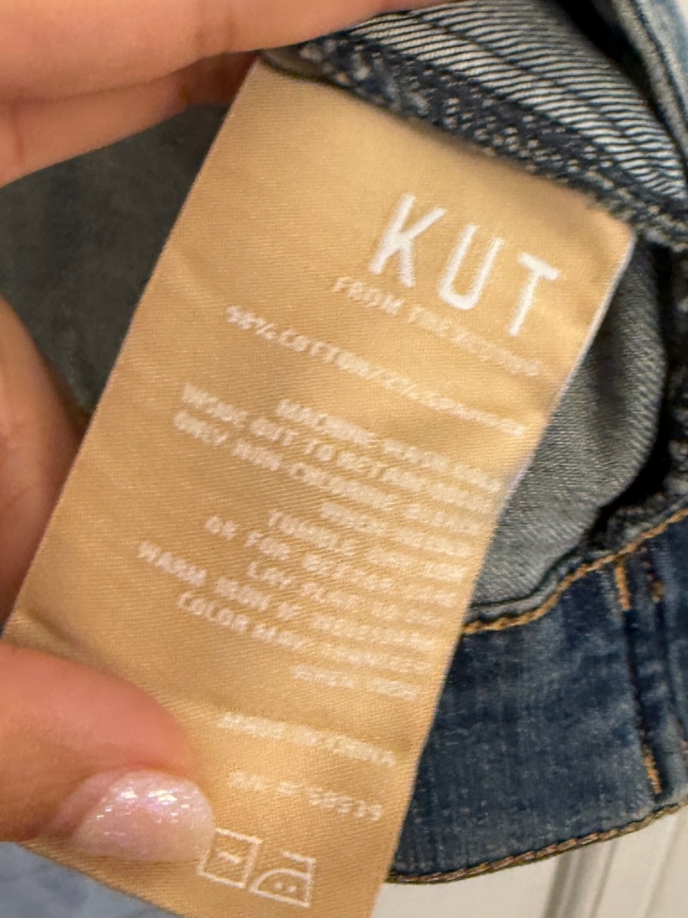 KUT FROM THE KLOTH Women’s Denim Jean Trucker Jacket Medium Wash Plus Size 1X - Picture 4 of 5